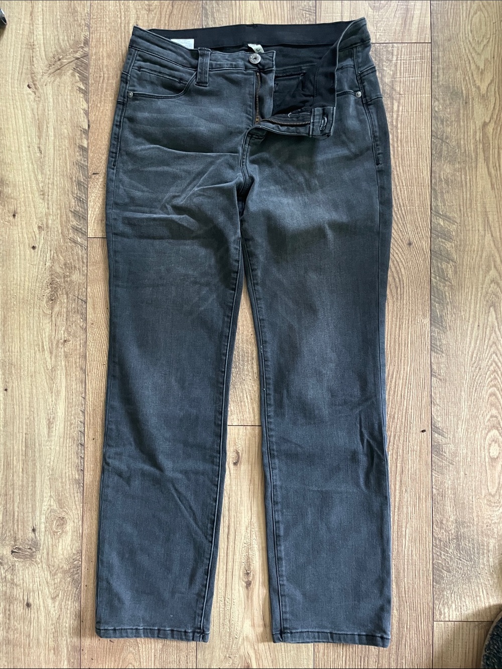 Jag Jeans Women's Straight Leg Jeans in Black Wash Medium Rise